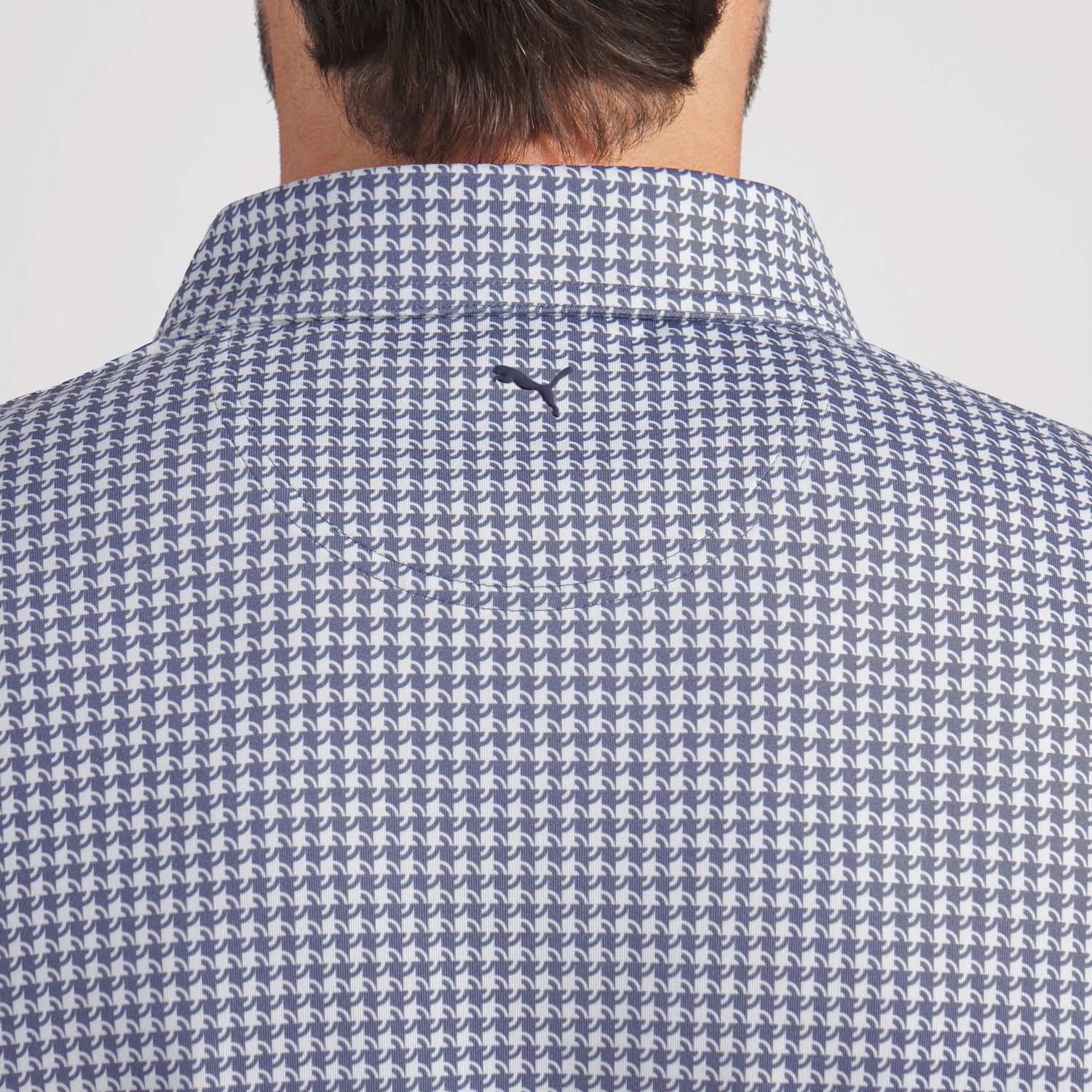 White Glow / Deep Navy