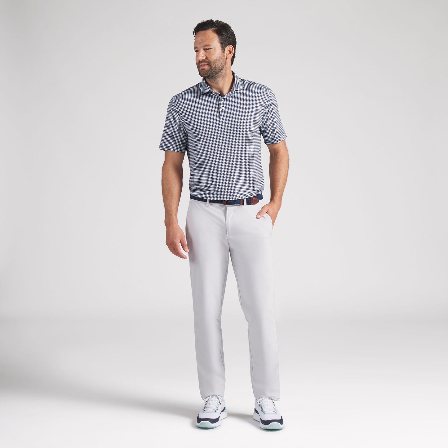 White Glow / Deep Navy