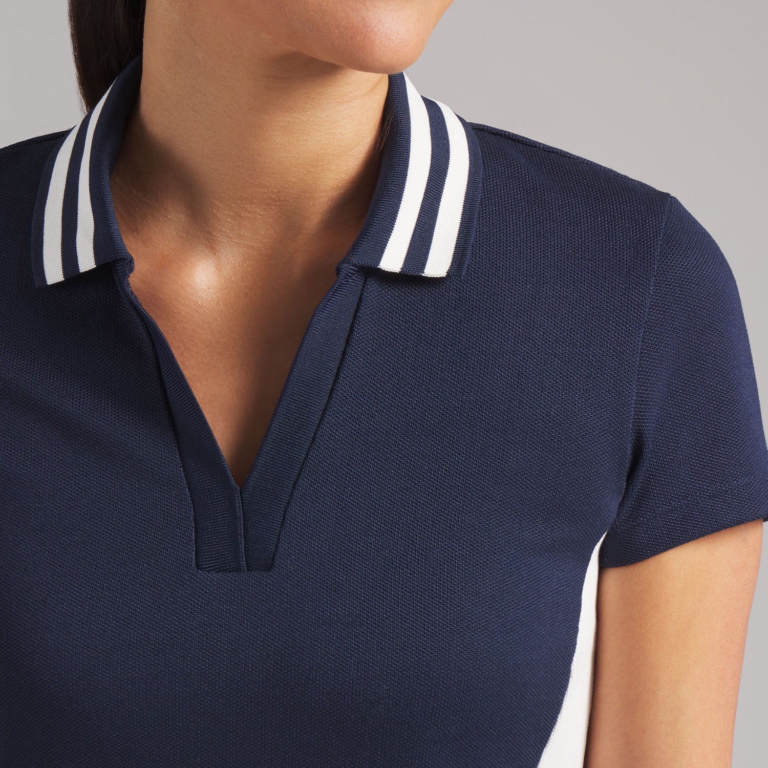 Deep Navy / Warm White